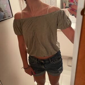 Arizona Jean Company Green Puff Sleeve Crop Blouse